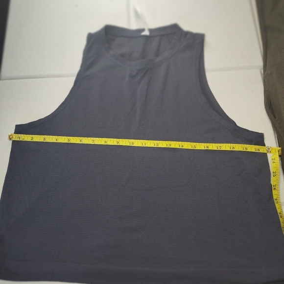 Avocado Gray Crop Muscle Tee Size M #366 - Picture 3 of 4